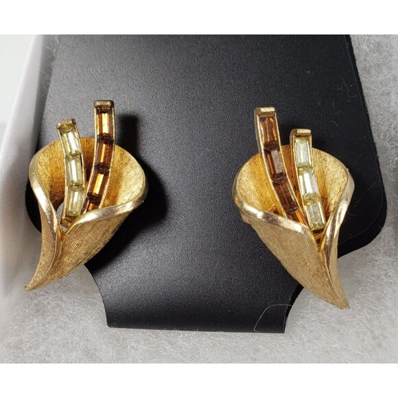 Vintage 1950's Cora Calla Lily Brown Yellow Baguette Rhinestone Clip-On Earrings - Picture 1 of 14